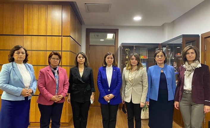 CHP’li Kadın Milletvekillerinden Eşit Temsil Çağrısı